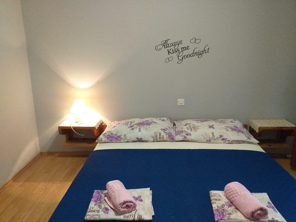 Apartments Vidic 오레비츠 외부 사진