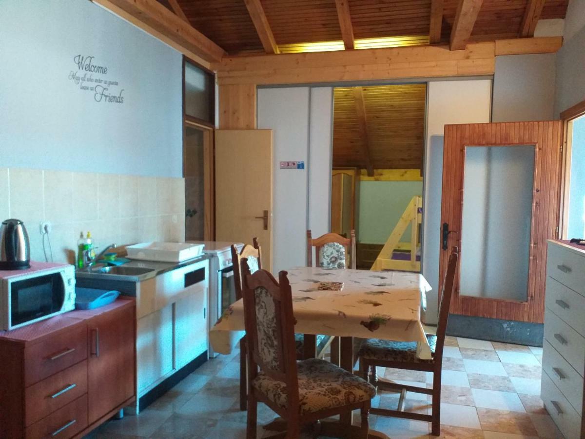 Apartments Vidic 오레비츠 외부 사진
